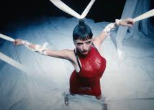 makna-lagu-crumbs-rebecca-black