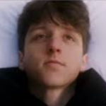 Review Makna Lagu Death Bed: Momen Perpisahan Emosional