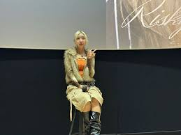 MELONii Debut Solo Melalui Single Terbaru Risky Risky