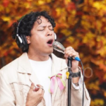 Hindia Gebrak Panggung Musik Dengan Narasi Kehidupan